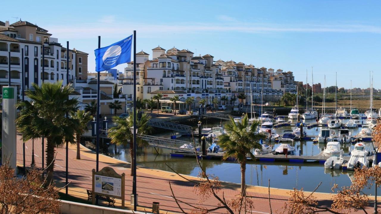 Apartamento Urbanizacion De Lujo En Primera Linea De Playa Isla Canela Dış mekan fotoğraf